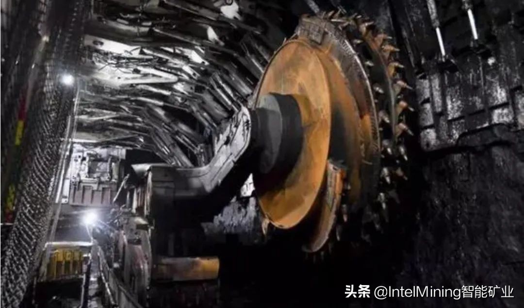 三晋矿科智典矿用智能采煤机解析：揭秘如何让采煤更安全高效，告别传统人工操作烦恼